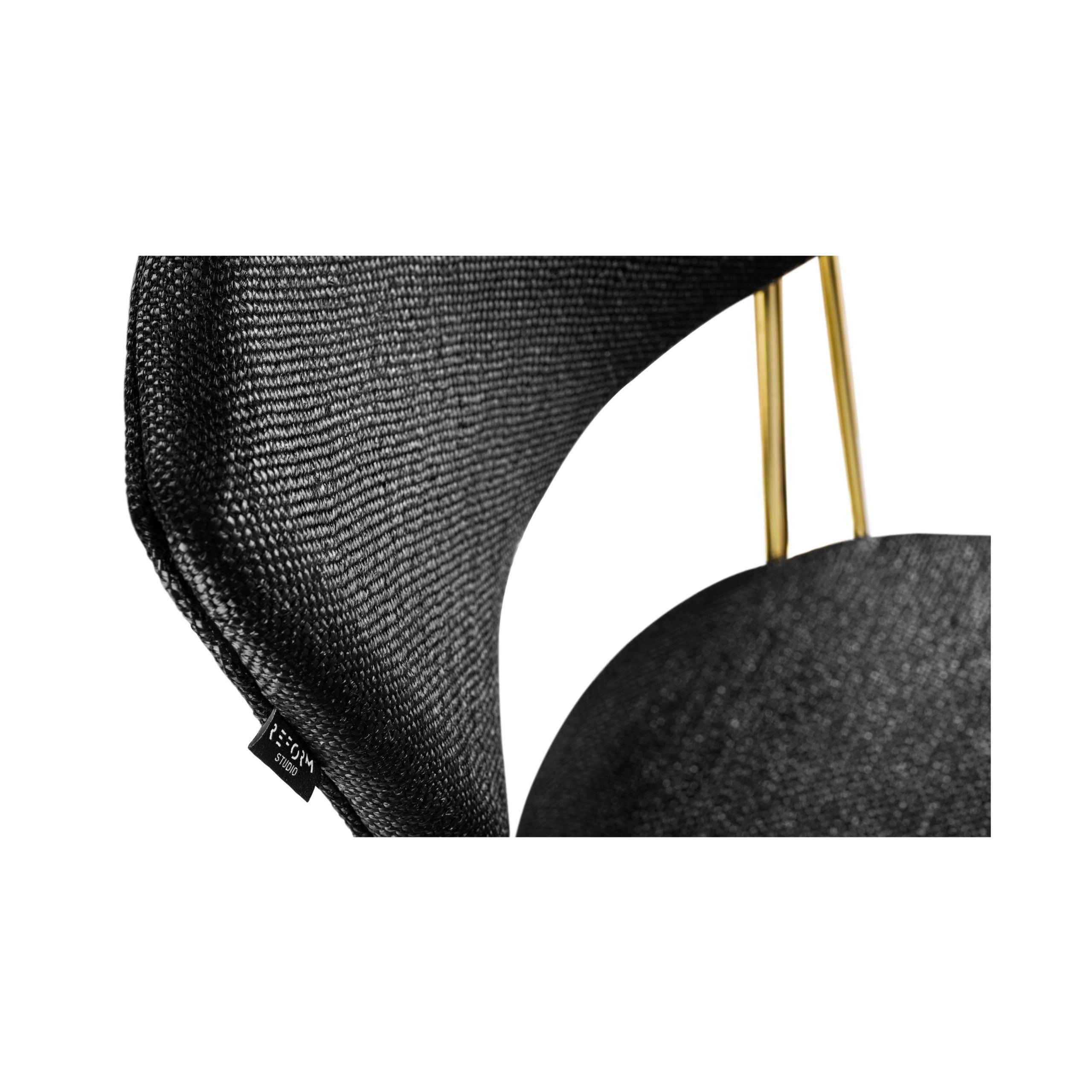 GRAMMY'S GOLDEN BLACK